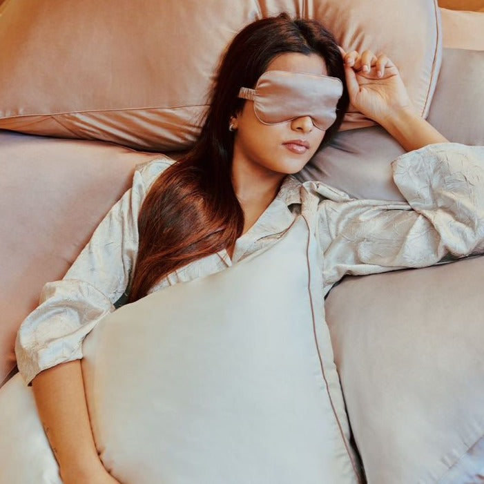 Vanilla Sleep Pure Silk Pillowcase- White