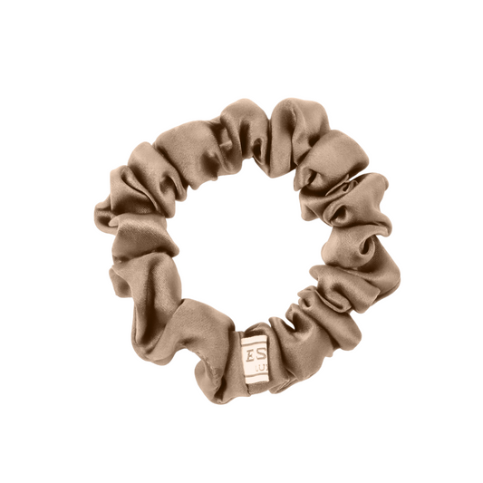 Scrunchies, medium length hair, scruchies